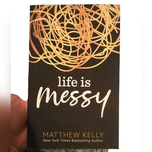 Matthew Kelly 'Life is Messy' Book - Black and Gold Cover